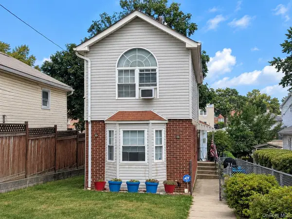 3287 Radio Drive, Bronx, NY 10465