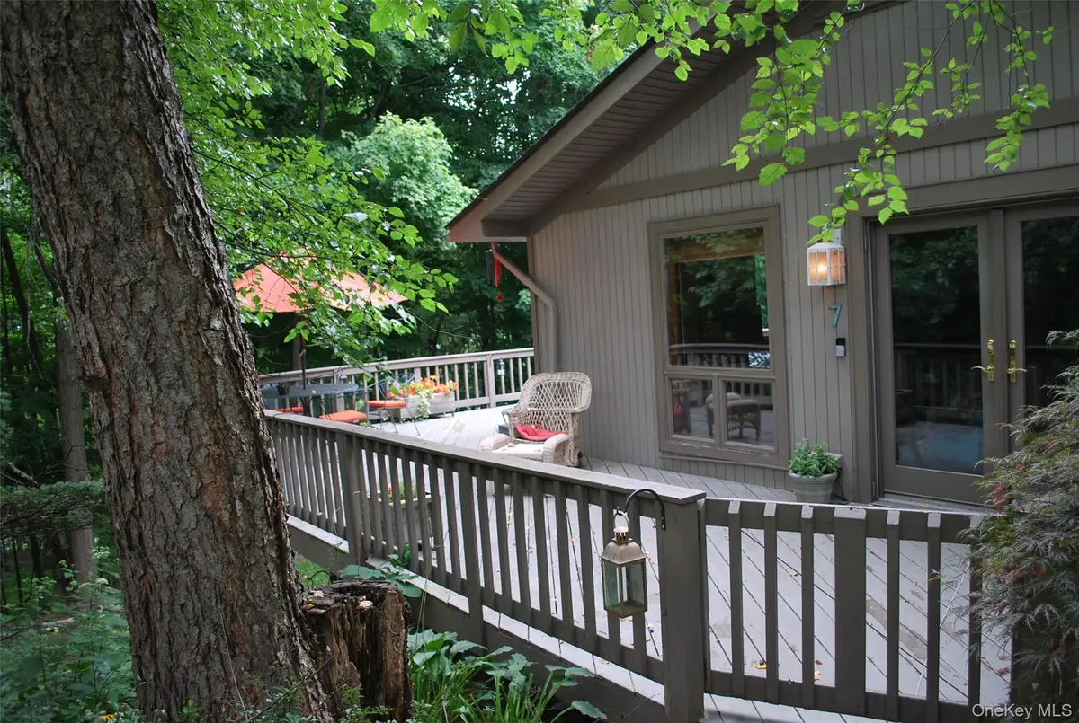 7 Abbey Road, Warwick, NY 10990 - #1