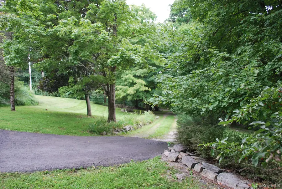 7 Abbey Road, Warwick, NY 10990 - #3