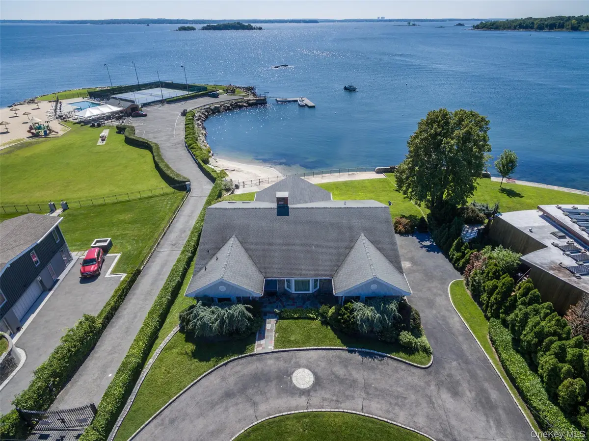 73 Kensington Oval, New Rochelle, NY 10805 - #1