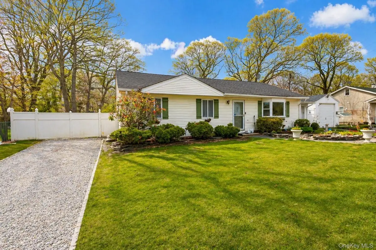 11 Seaford Road, Mastic Beach, NY 11951 - #1