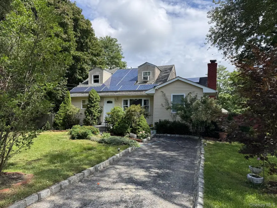325 Nicoll Avenue, Central Islip, NY 11722 - #2