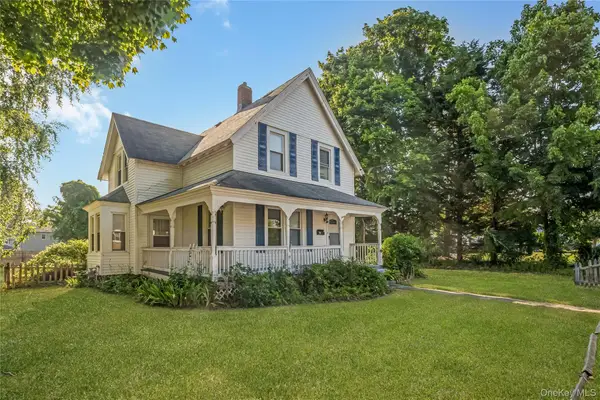 86 Union Avenue, Islip, NY 11751