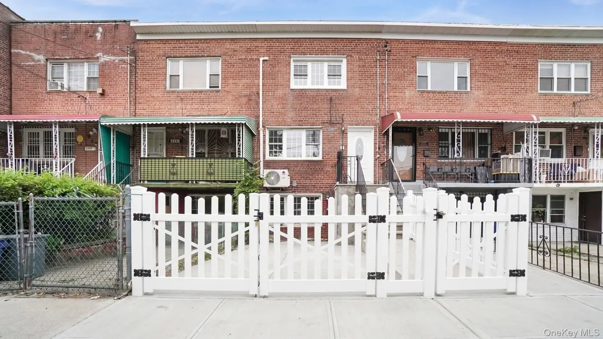 3343 Mickle Avenue, Bronx, NY 10469 - #1
