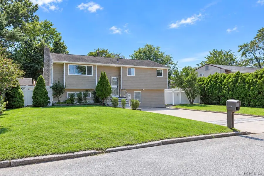 16 Berkeley Avenue, Selden, NY 11784 - #3