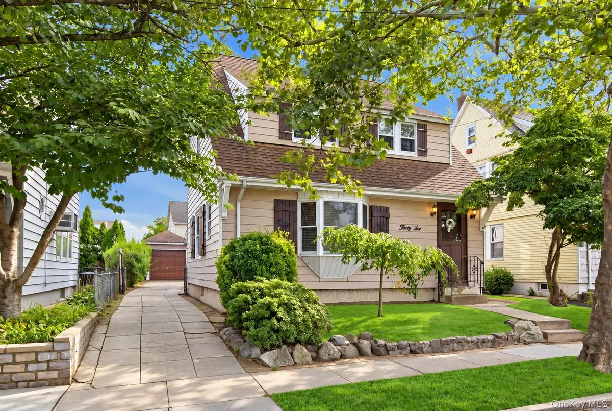 36 Cornell Street, Williston Park, NY 11596 - #1