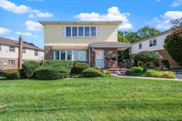 634 Broadway, Bethpage, NY 11714