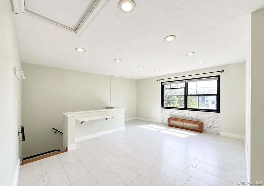 136-73 68th Dr #B, Flushing, NY 11367 - #3