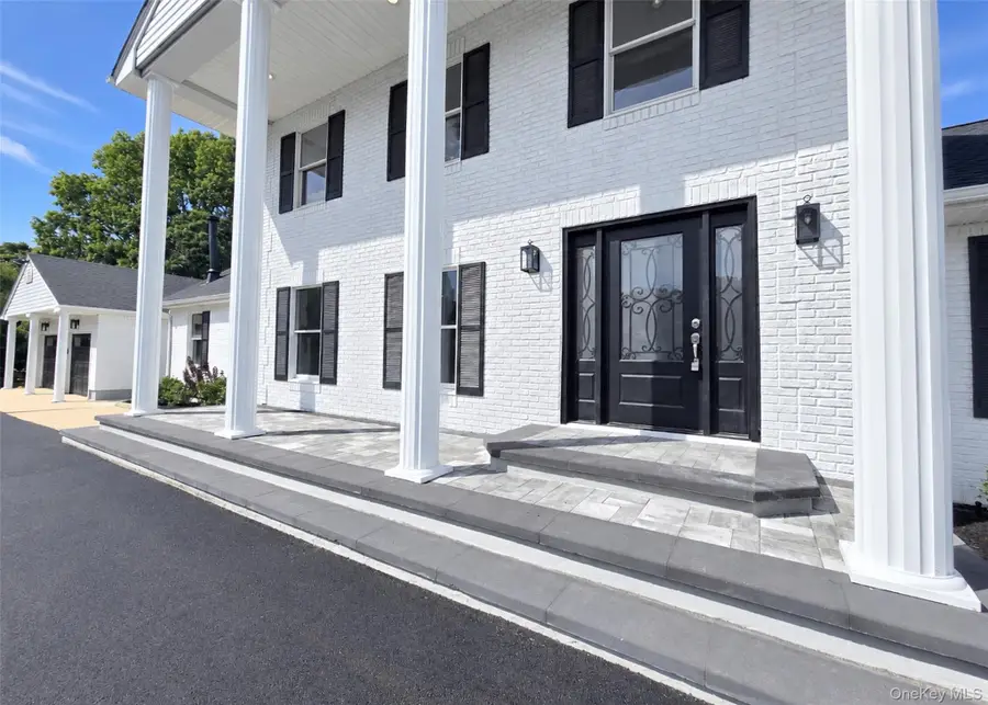 19 Victoria Lane, Manorville, NY 11949 - #3