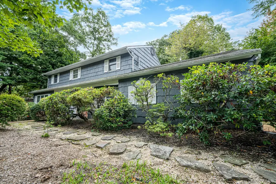 2 Jefferson Court, East Setauket, NY 11733 - #2
