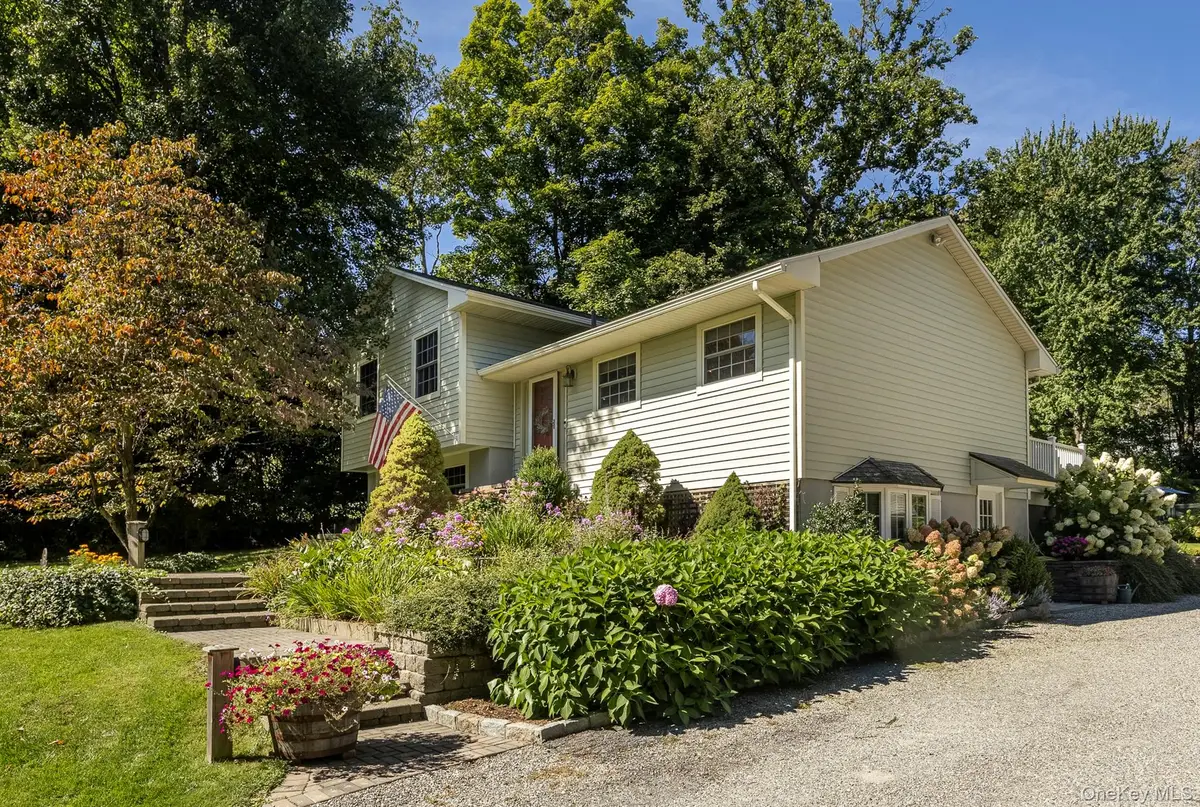 163 Horseshoe Road, Millbrook, NY 12545 - #1
