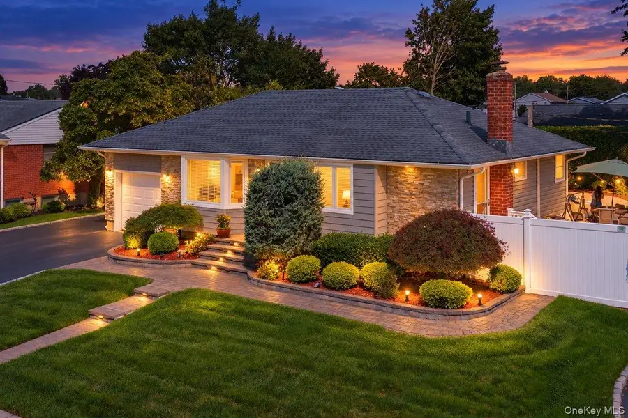 53 Burlington Avenue, Deer Park, NY 11729 - #2
