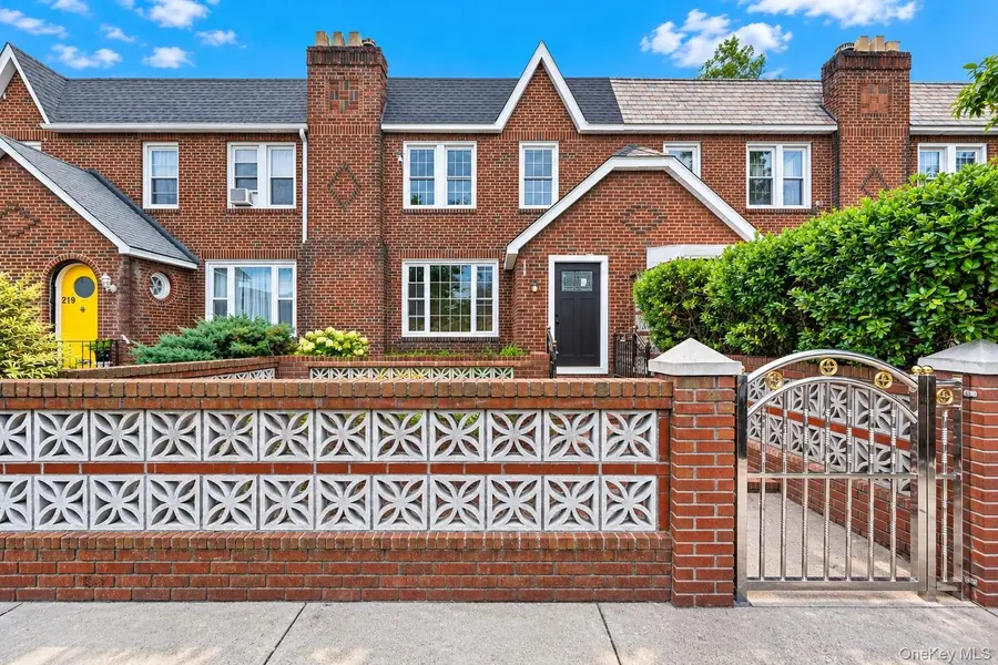 21933 Edgewood Avenue, Laurelton, NY 11413 - #2