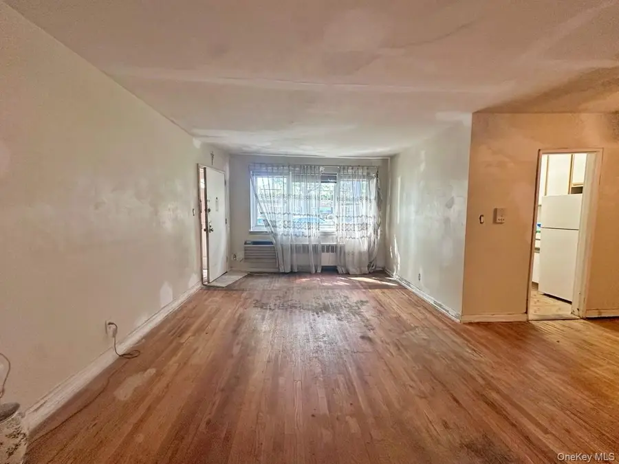 68-15 150 Street #209, Flushing, NY 11367 - #2