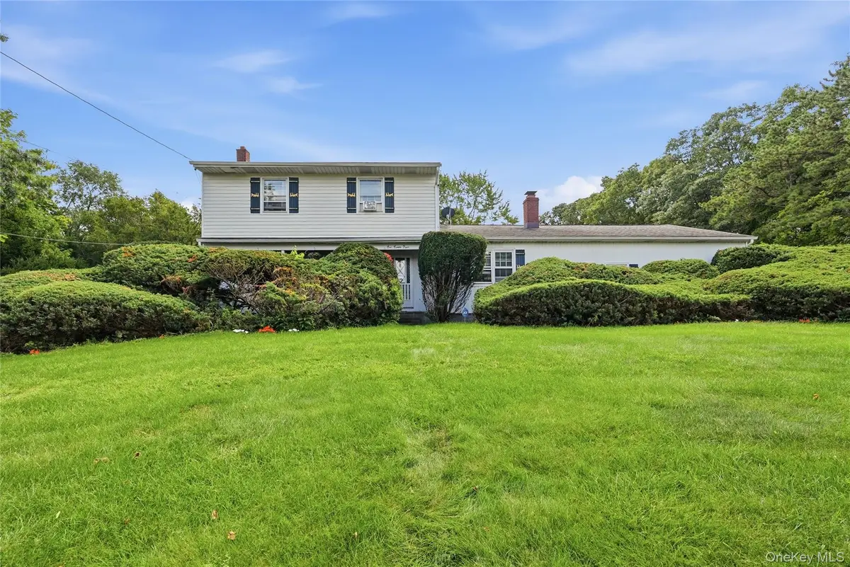 124 E Woodside Avenue, Patchogue, NY 11772 - #1
