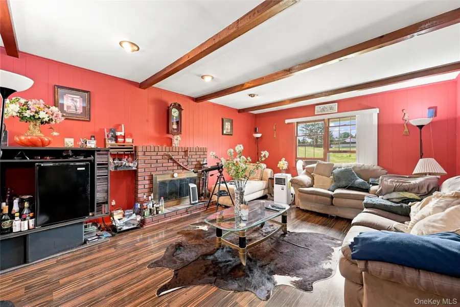124 E Woodside Avenue, Patchogue, NY 11772 - #3