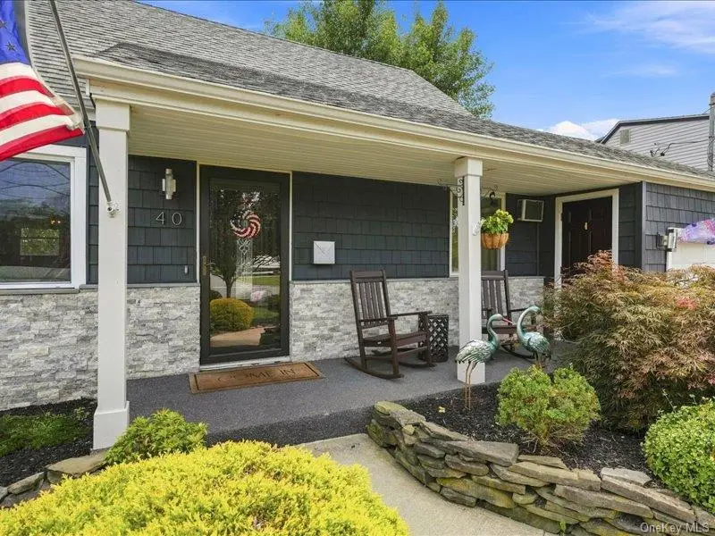 40 Greenwood Drive, North Babylon, NY 11703 - #2