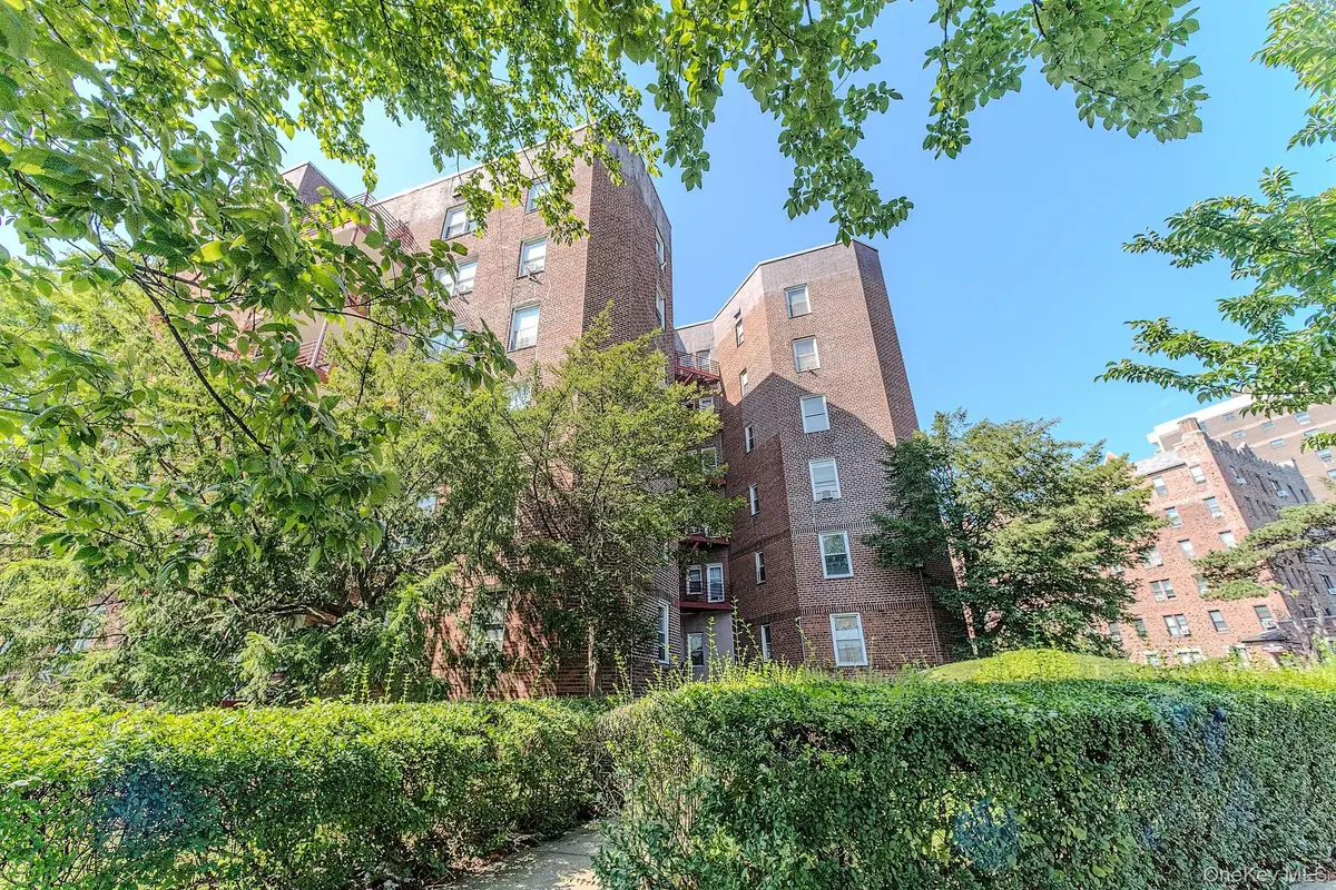 902 Ocean Parkway #3F, Brooklyn, NY 11230 - #1