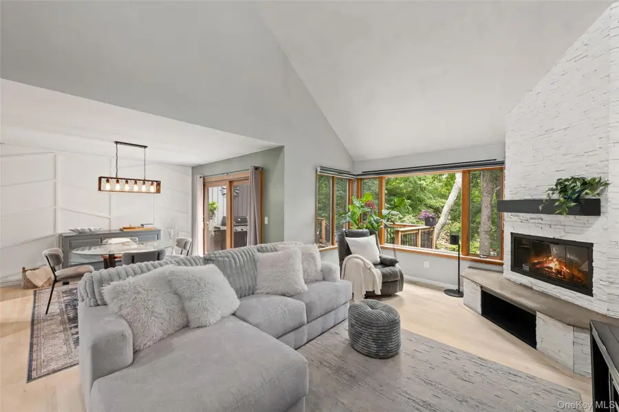 9 Boulder Lane, Goldens Bridge, NY 10526 - #2