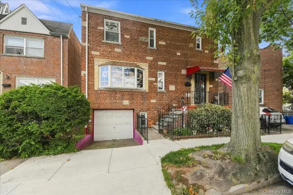 1563 Merry Avenue, Bronx, NY 10461