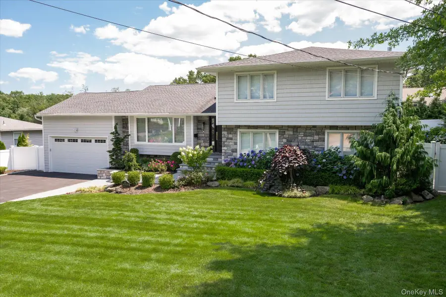 15 Pound Ridge Road, Plainview, NY 11803 - #3