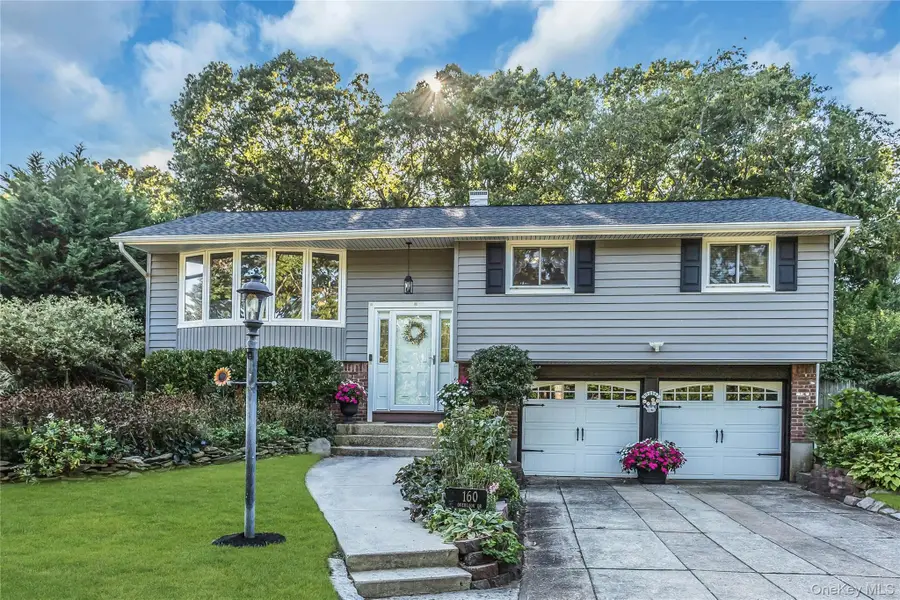 160 Overlook Drive, East Islip, NY 11730 - #2