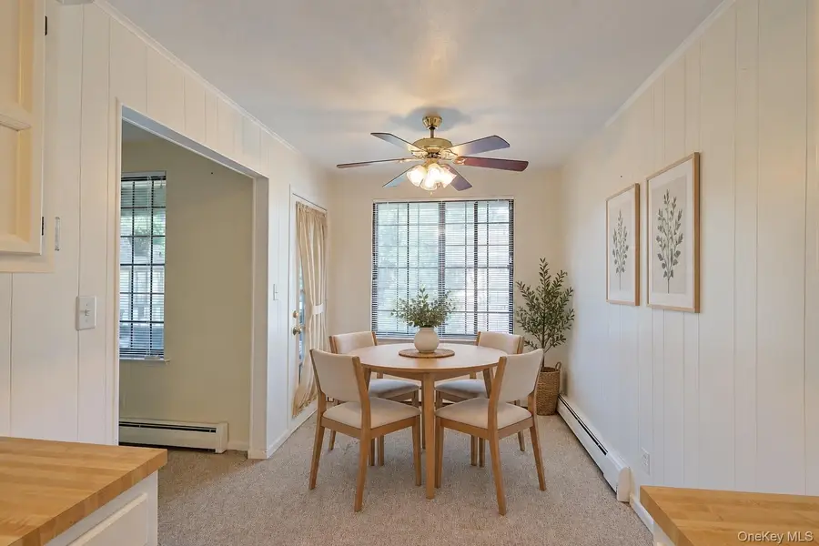 8 Foxwood Drive #8, Pleasantville, NY 10570 - #3