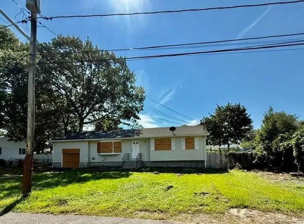 76 Wilson Avenue, Mastic Beach, NY 11951