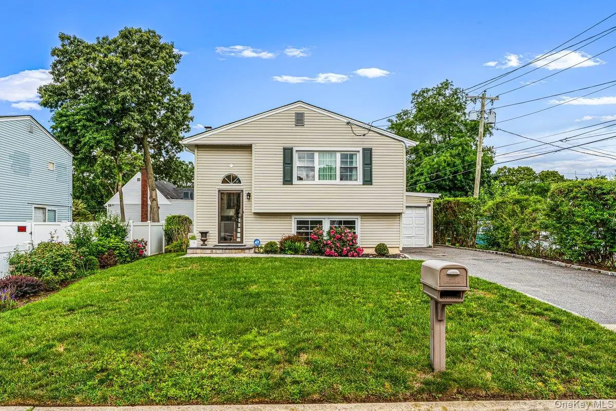 115 Margaretta Avenue, Massapequa, NY 11758 - #1