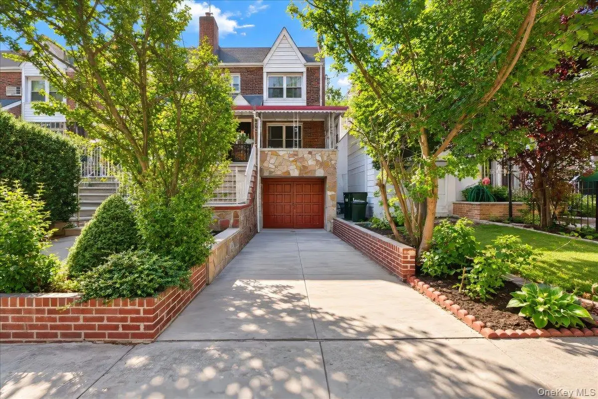 2145 Muliner Avenue, Bronx, NY 10462 - #1