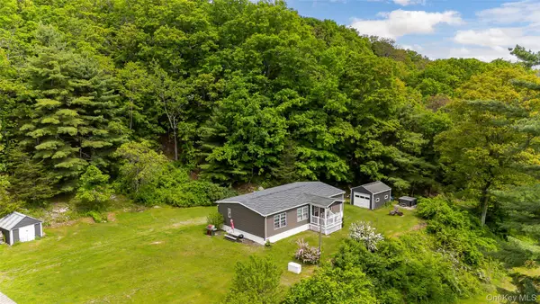 559 Lake Road, Pine Plains, NY 12567