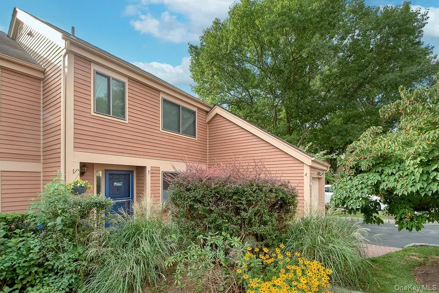 246 Treetop Crescent, Rye Brook, NY 10573 - #2