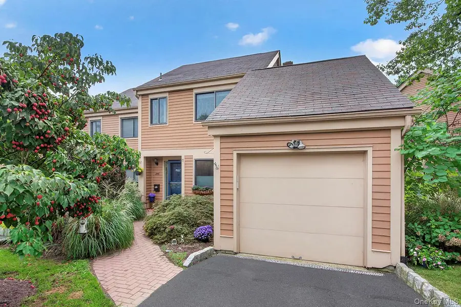 246 Treetop Crescent, Rye Brook, NY 10573 - #3
