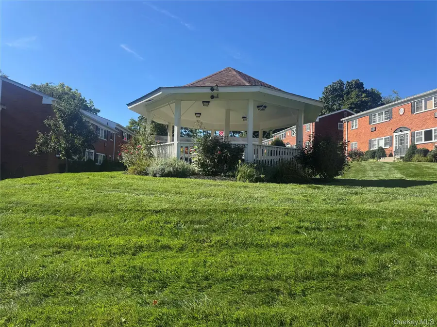 1879 Crompond Road #F6, Peekskill, NY 10566 - #2