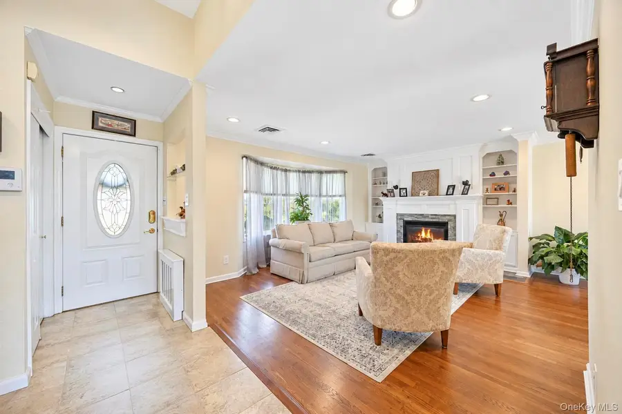 4044 Meadow Lane, Seaford, NY 11783 - #3