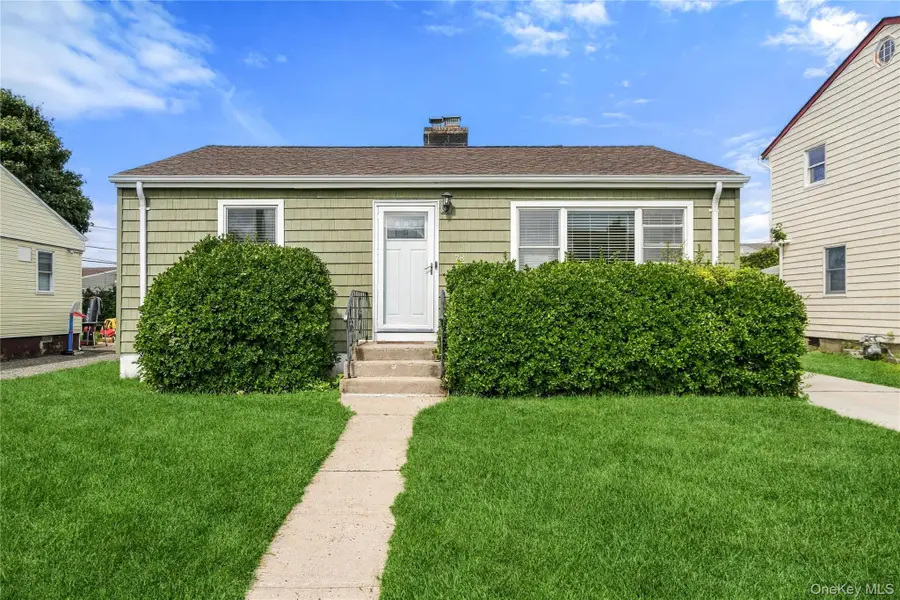 78 Robert Street, Freeport, NY 11520 - #2