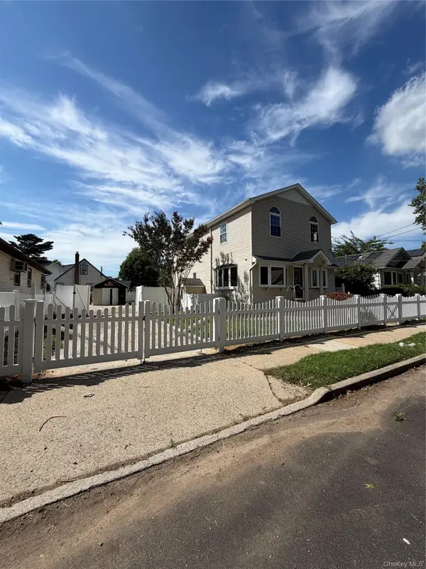 568 Park Avenue, West Hempstead, NY 11552