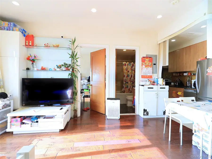 3138 137 Street #10A, Flushing, NY 11354 - #3