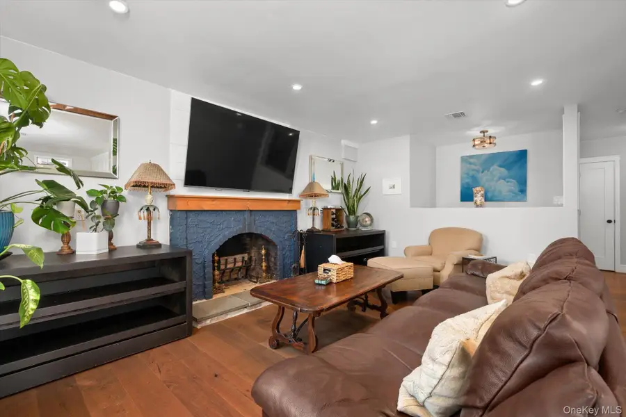 29 Barnes Street, Long Beach, NY 11561 - #2
