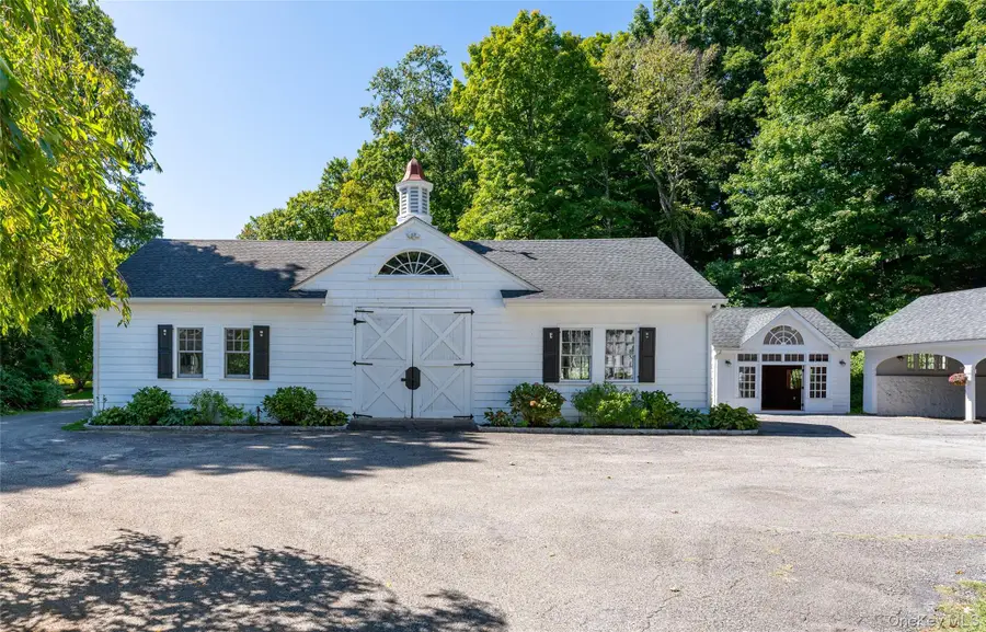 9 Cole Drive, Armonk, NY 10504 - #2
