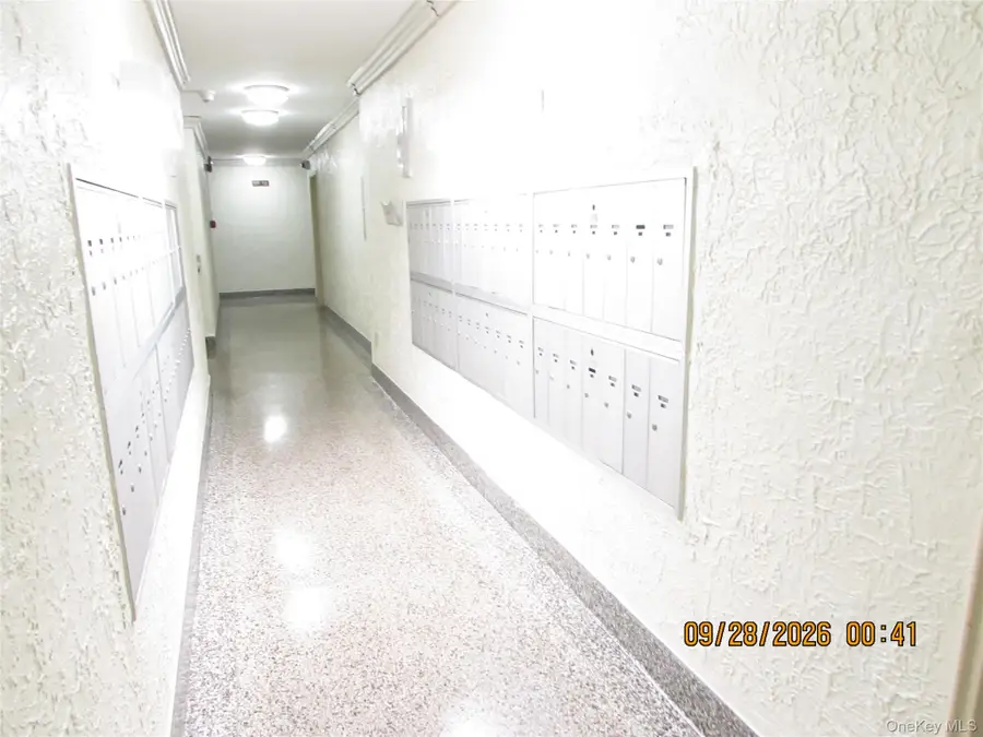 4 Sadore Lane #7J, Yonkers, NY 10710 - #2