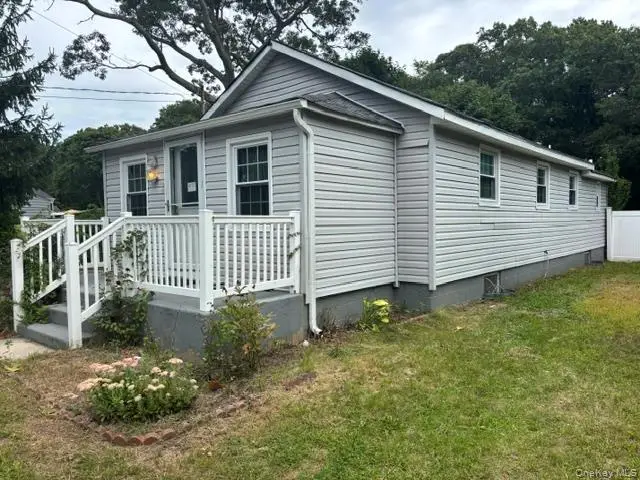 253 Railroad Avenue, Center Moriches, NY 11934 - #3