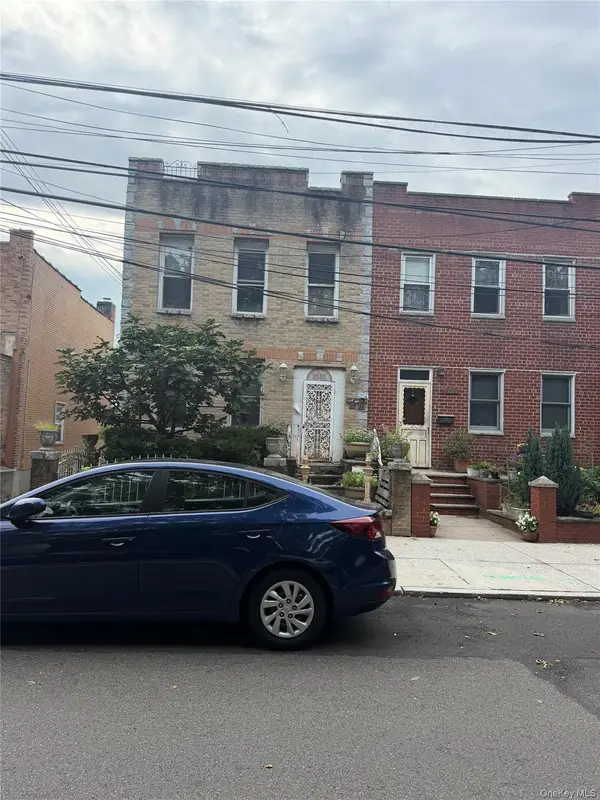 23-33 24th Street, Astoria, NY 11105