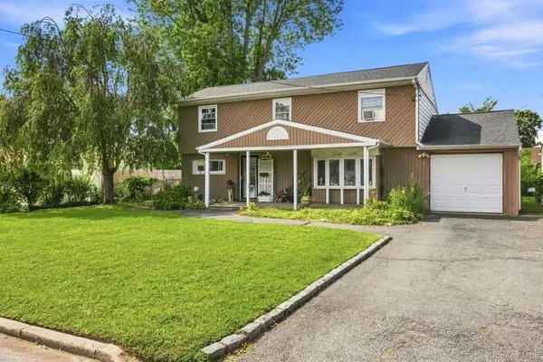 240 W 10th Street, Deer Park, NY 11729