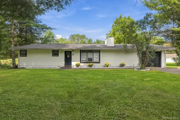 267 State Route 32 S, New Paltz, NY 12561