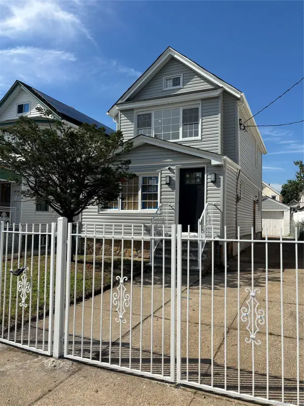 94-28 209 Street, Queens Village, NY 11428