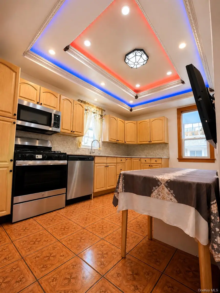 12720 95th Avenue, South Richmond Hill, NY 11419 - #3