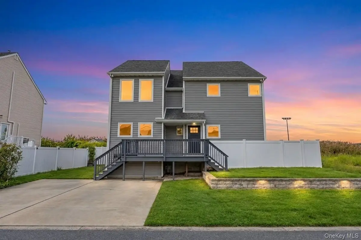 891 S Bay Street, Lindenhurst, NY 11757 - #1