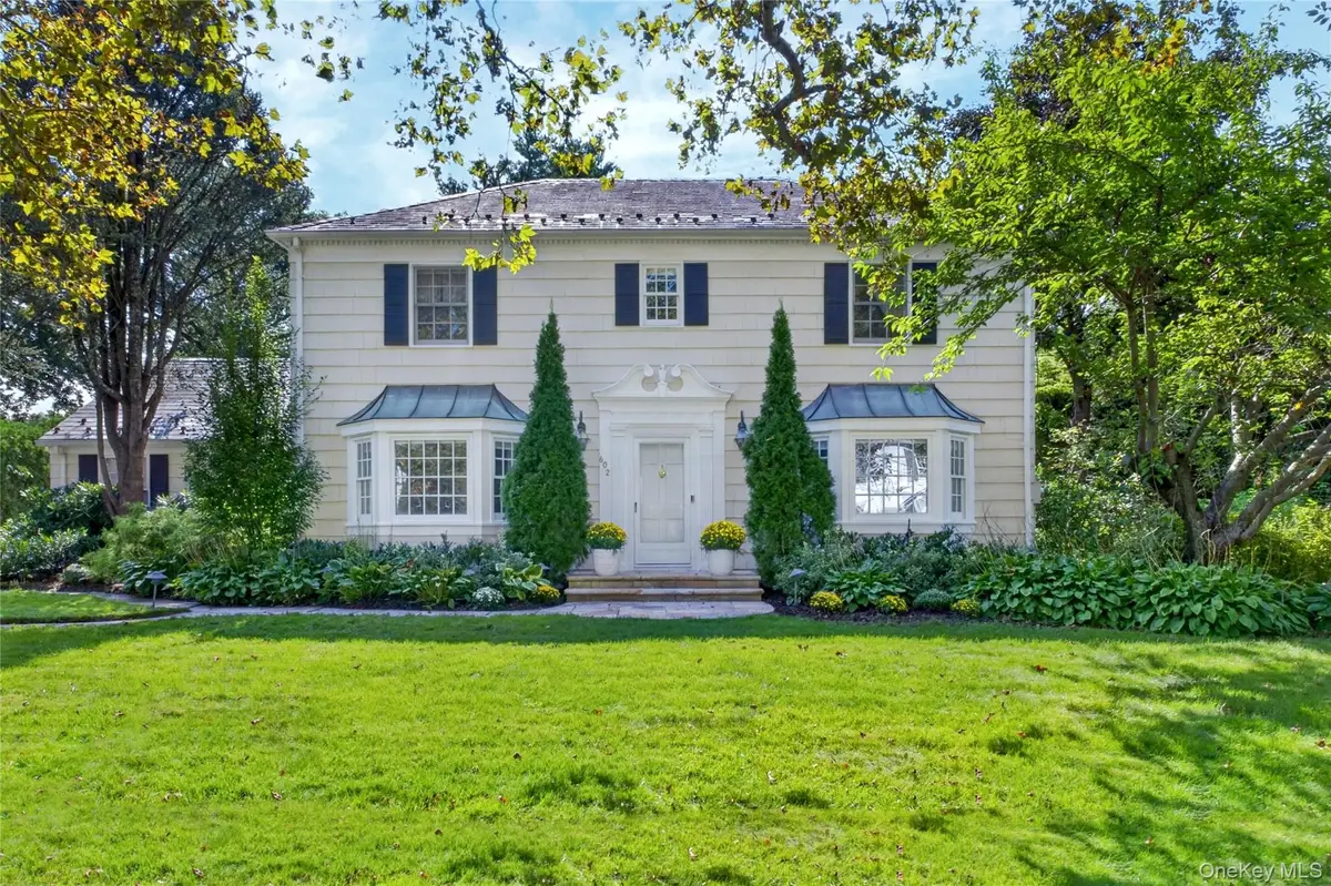 602 Park Avenue, Manhasset, NY 11030 - #1