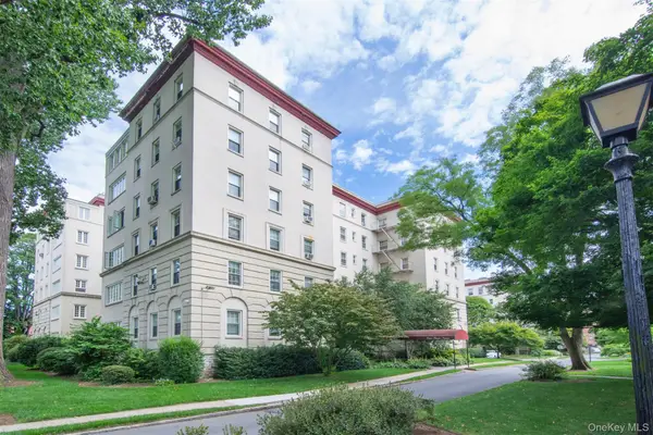 1 Park Lane #3A, Mount Vernon, NY 10552
